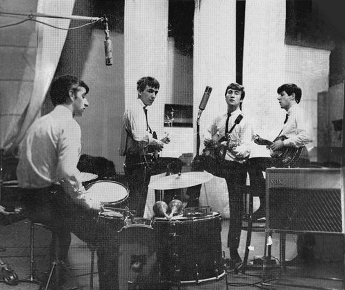 Primera sesión de grabación como artistas del sello Parlophone ...